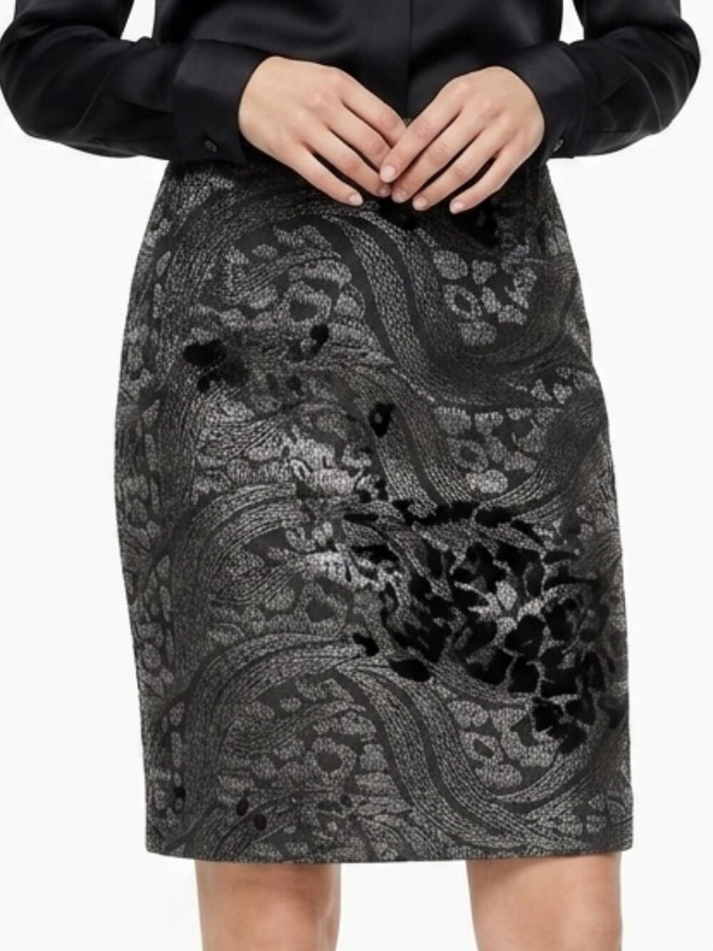 Ann Taylor Metallic Embroidered Pencil Skirt- Sz. 0